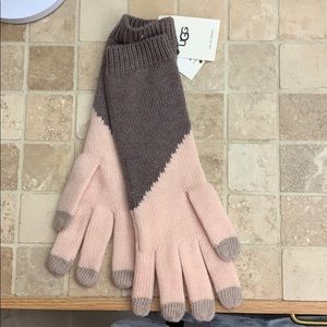 NWT Ugg gloves